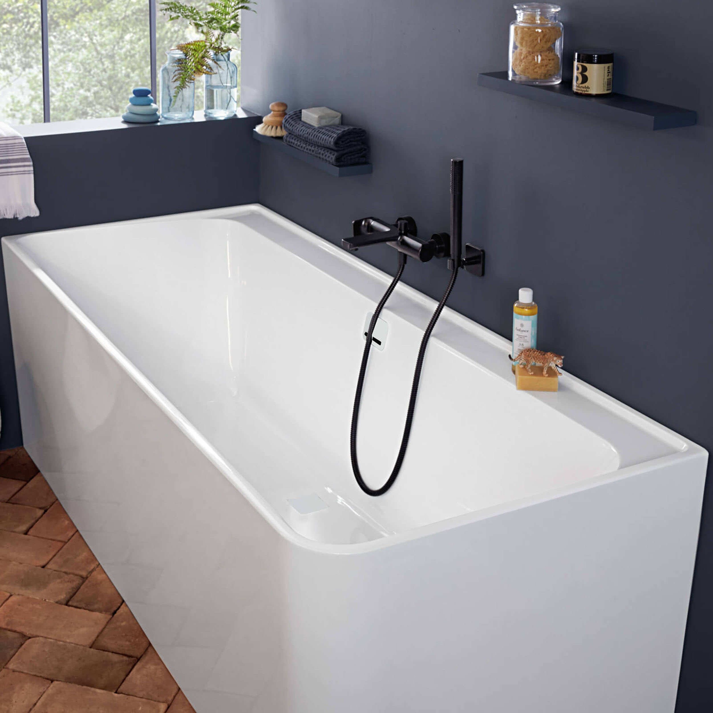 Villeroy & Boch Collaro Back to Wall - 1790 x 790mm